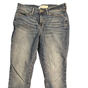 Lightwash Skinny Jeans